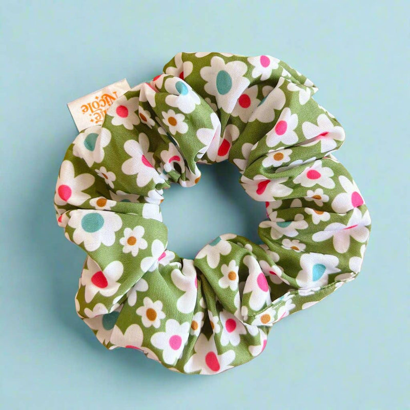 Scrunchie - Green Daisy