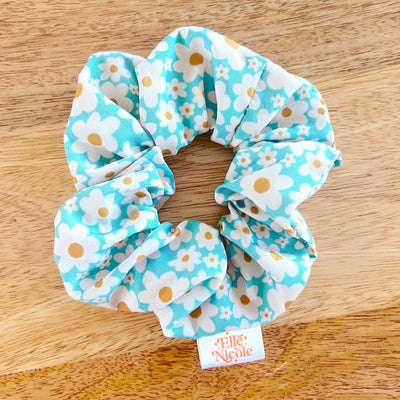 Scrunchie - Blue Daisy Pattern