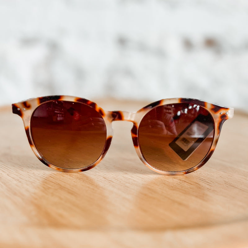 B Keyhole Sunglasses