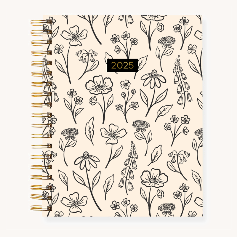 Pressed Floral 2025 Yearly Planner: 7x9