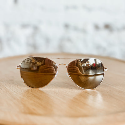 A Classic Aviator Sunglasses