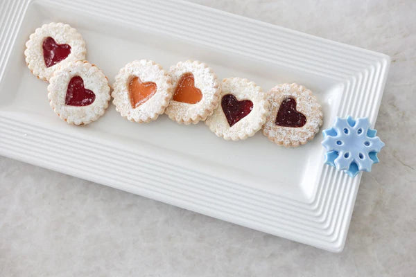 Pinstripes bread tray