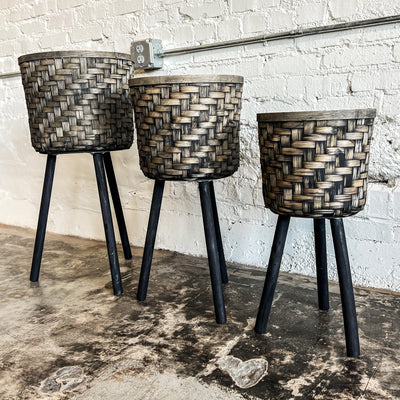 LEGGED BAMBOO BASKETS